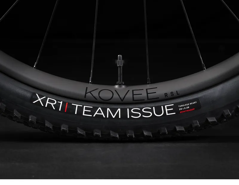 Trek Supercaliber 9.9 XTR Cross Country Mountain Bike in White/Gravel-1